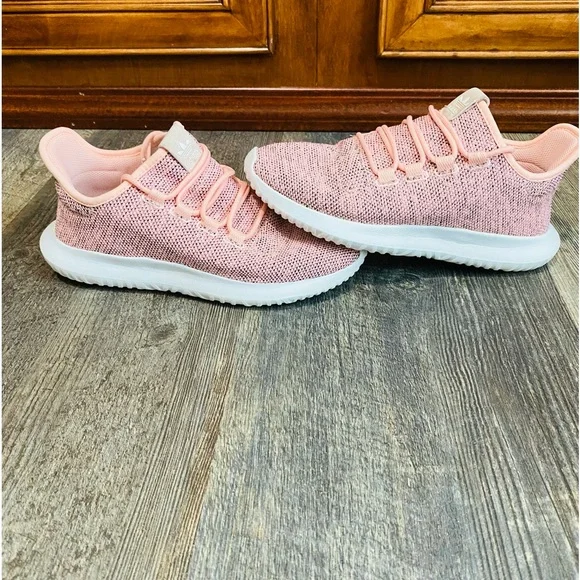 🎉SALE🎉Adidas Tubular Shadow sneakers - Picture 2 of 9